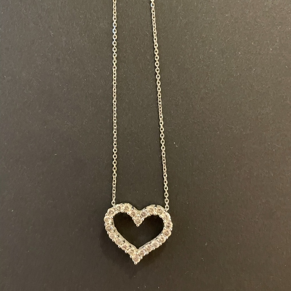 White Gold Heart Pendant Necklace